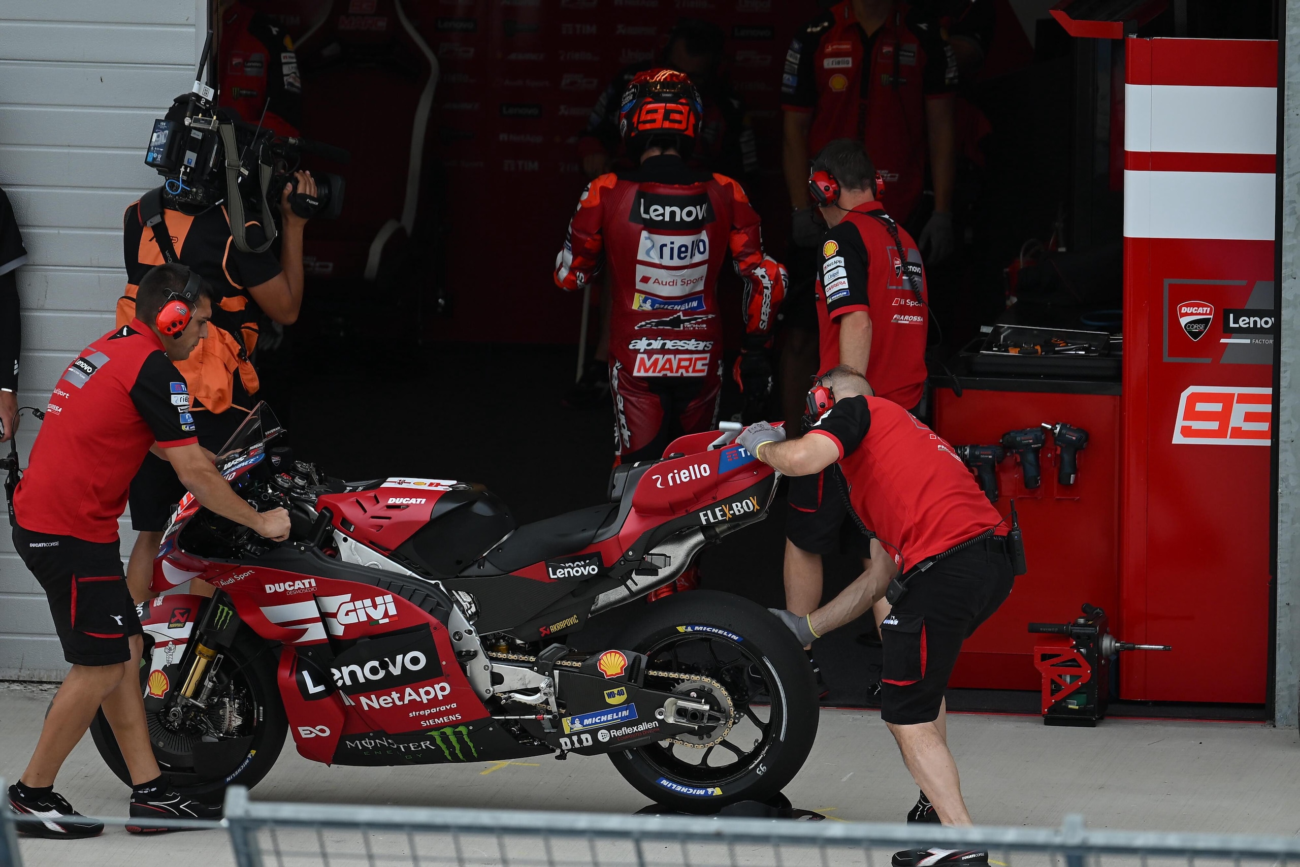Ducati risponde ad Aprilia, ecco svelato il nuovo codone