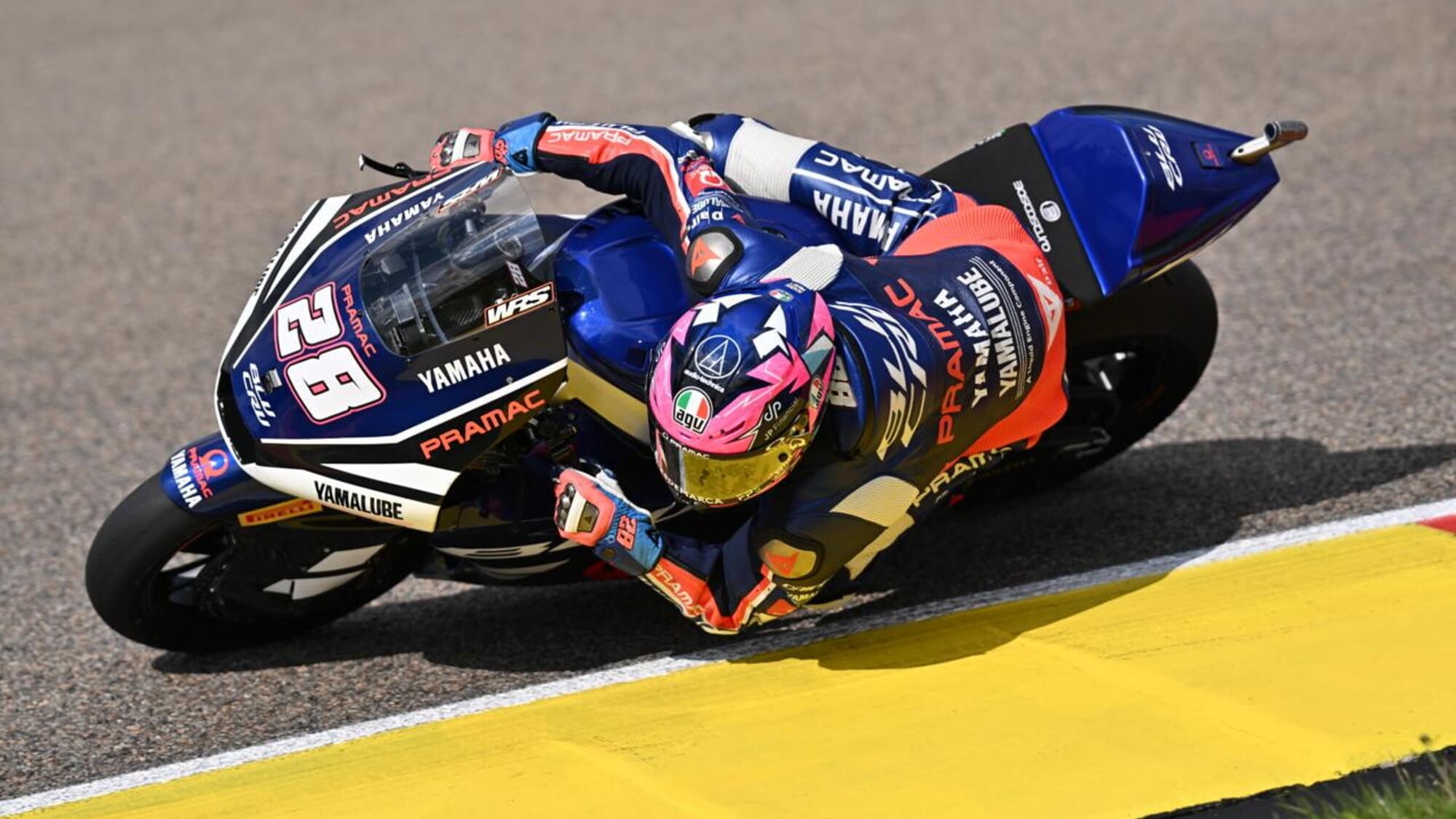 Moto2 Germania: Izan Guevara batte Ivan Ortolà e David Alonso, ottavo Tony Arbolino