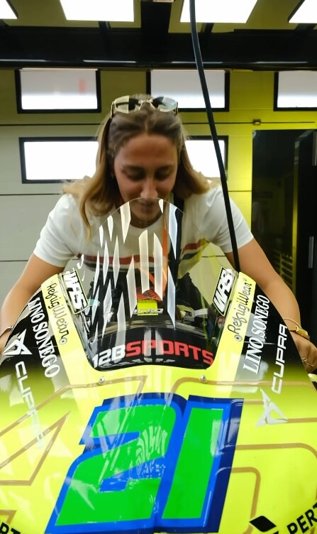 Simona Quadarella dalla vasca delle Olimpiadi alla MotoGP