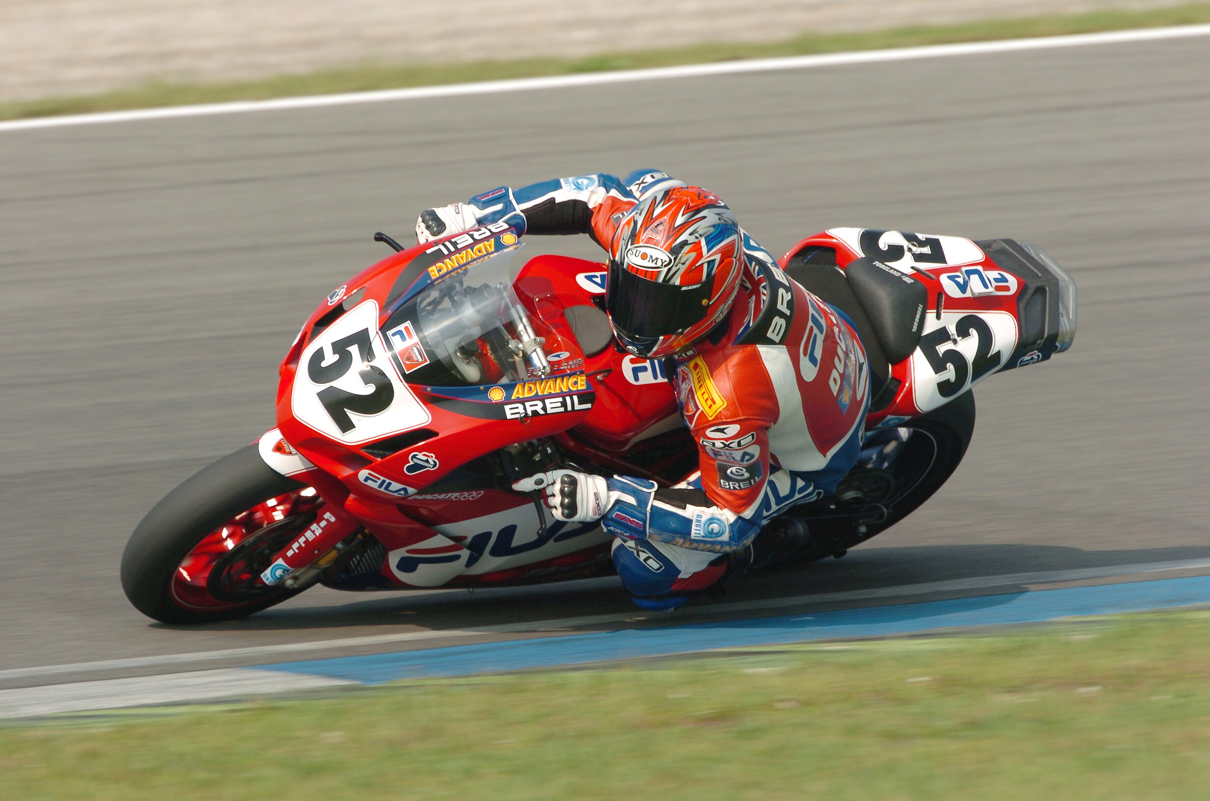 Ducati vincente in SBK: le foto di tutti i piloti sul tetto del mondo