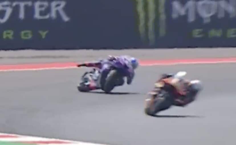 Duro highside per Razgatlioglu in FP2: la sequenza