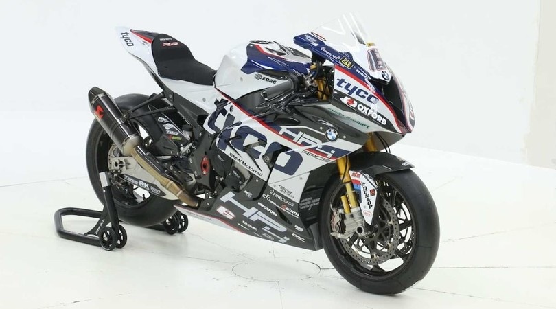 Tourist Trophy: 50.000 sterline per la BMW S1000RR di Michael Dunlop