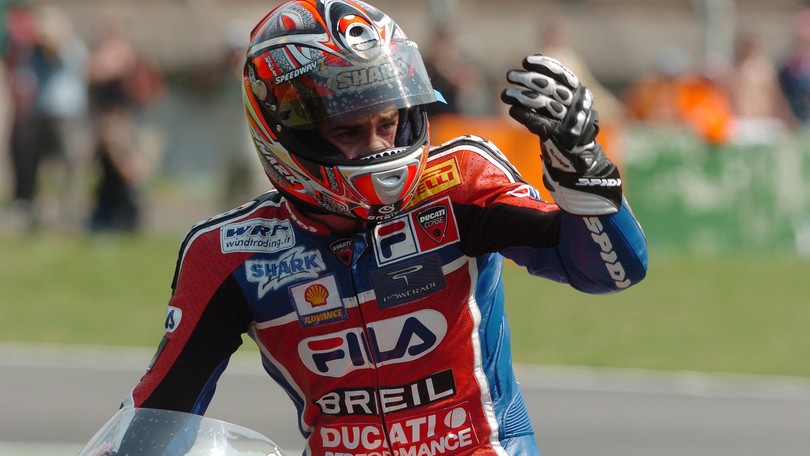 Duelli Sprint: la doppietta SBK di Laconi a Imola 2004