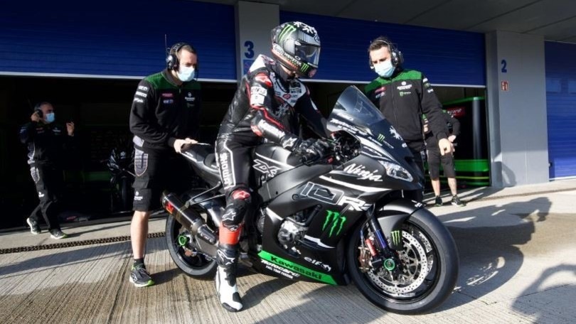 SBK, Test Jerez: Yamaha al top a metà giornata, Kawasaki prova il nuovo motore