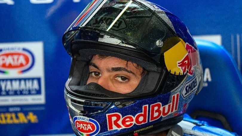 Test Jerez SBK, Razgatlioglu: “Ora la R1 curva come piace a me”