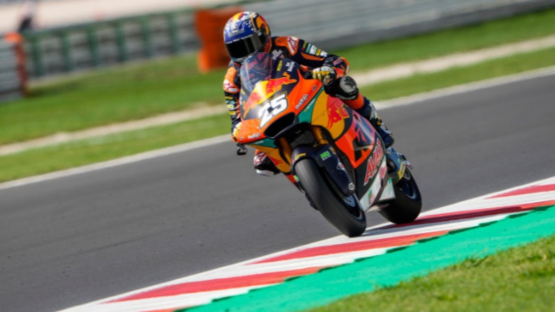 Moto2 GP Austin: Raul Fernandez si prende la pole, terzo Di Giannantonio