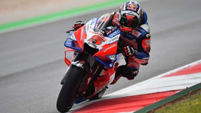MotoGP Portogallo: Zarco e Ducati in pole, Bagnaia e Bastianini a terra