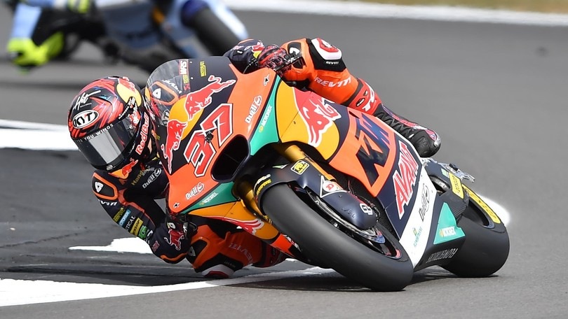 Moto2, Silverstone: Augusto Fernandez al top nelle FP2, Arbolino 4°