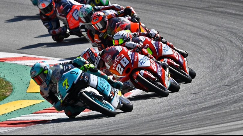 Moto3: Dennis Foggia contro la coppia Garcia-Guevara, rimonta possibile?