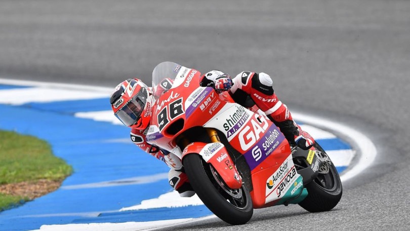 Moto2 Thailandia: Jake Dixon svetta su Alonso Lopez nelle FP2, sesto Arbolino