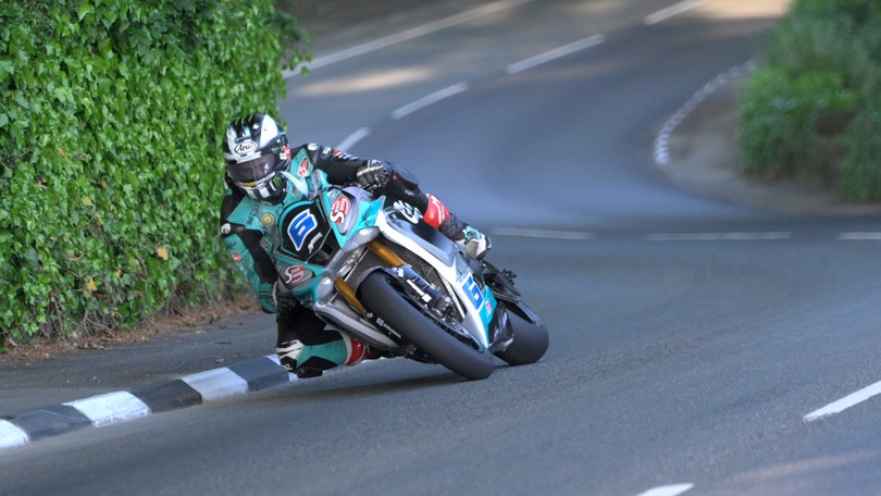TT 2023, Dunlop vince in SSP: è a meno uno da McGuinness
