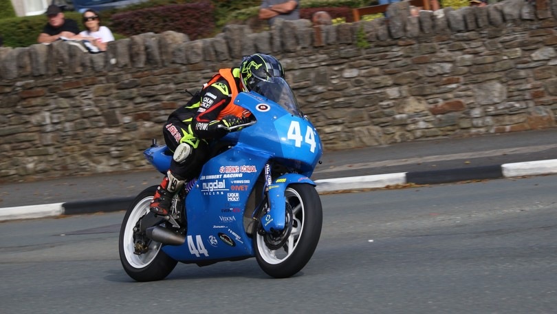 Il primo Manx GP di Sallustro: “Ho stretto i denti per arrivare al traguardo”