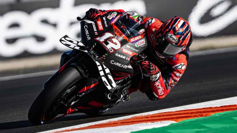 GP Valencia: penalità per Vinales, Bagnaia in pole
