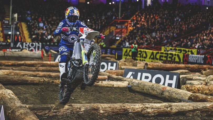 Bolt inarrestabile: quarto titolo mondiale consecutivo nel SuperEnduro