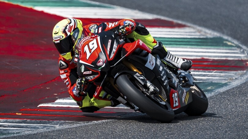 CIV: Nuova M2 Racing conferma le lineup per SBK e Trofeo Aprilia