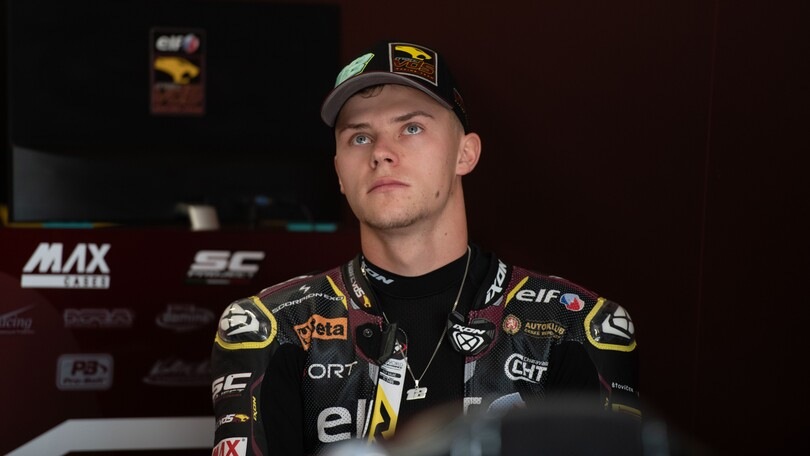 Moto2, nuova operazione al braccio: niente GP di Portimao per Salac