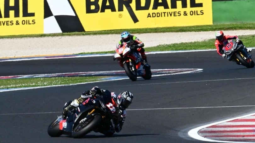 MotoGP,  Maverick Vinales in pista a Misano nelle libere del CIV SBK