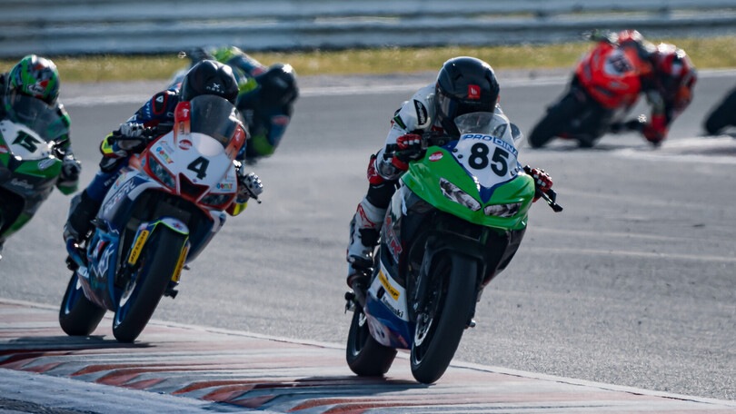Doppietta per Sabatucci a Misano nel CIV Supersport 300