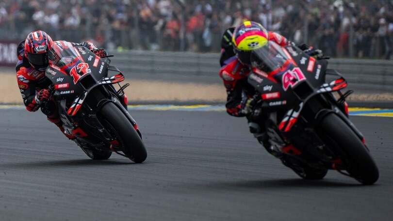 MotoGP, far tutti neri: Aprilia favorita al Gran Premio di Catalunya
