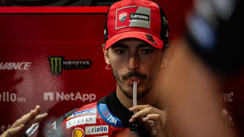 MotoGP, Bagnaia penalizzato per aver rallentato Alex Marquez nel GP d'Italia