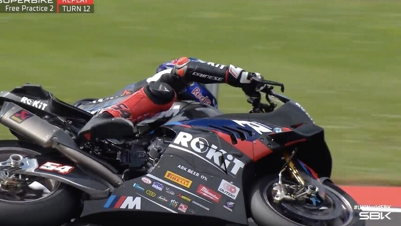 SBK Donington, Toprak equilibrista: la sequenza del salvataggio in FP2