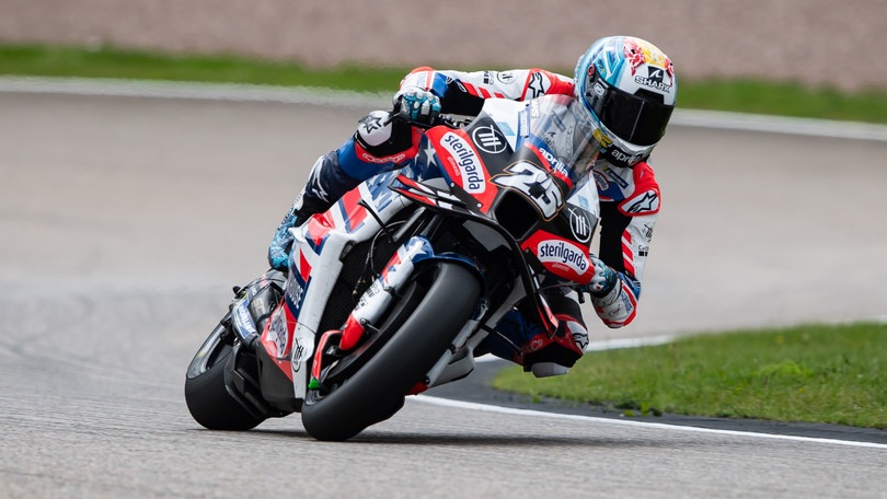 MotoGP: Raul Fernandez e Trackhouse insieme per altri due anni