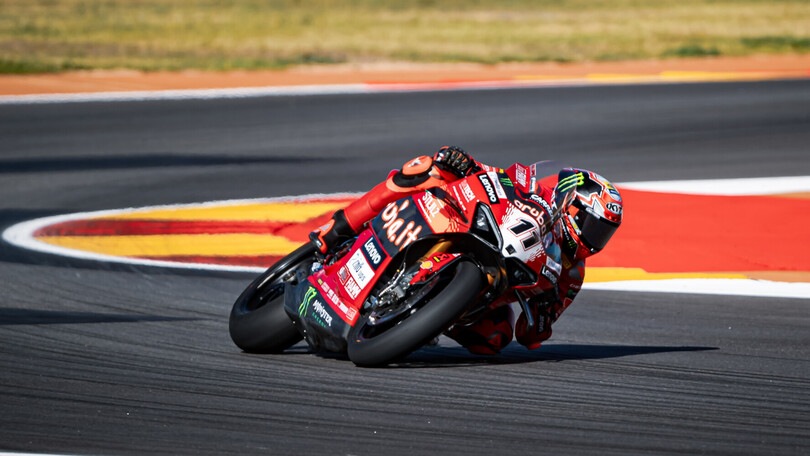 SBK Aragon, Bulega: “Il passo è buono, sarà sfida a tre con Alvaro e Toprak”