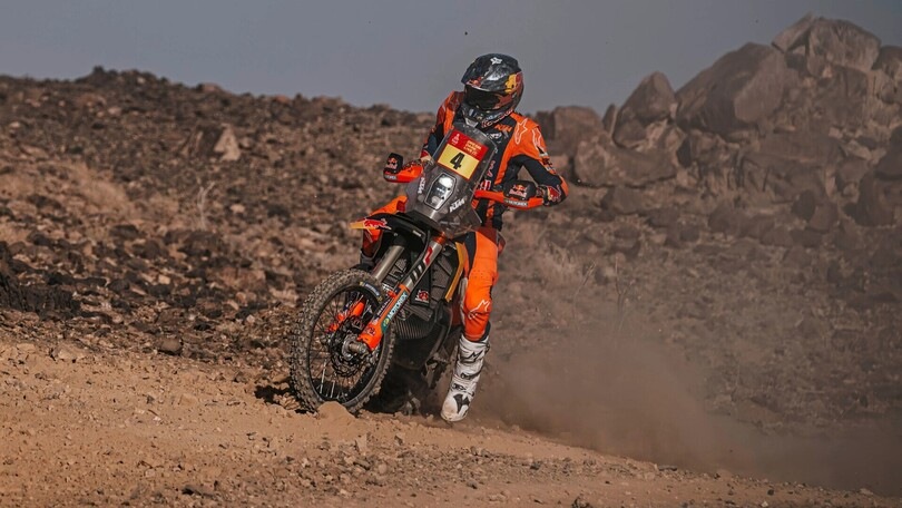 Dakar, Tappa 2: Sanders vince (anche) la 48h Chrono, caduta per Lucci