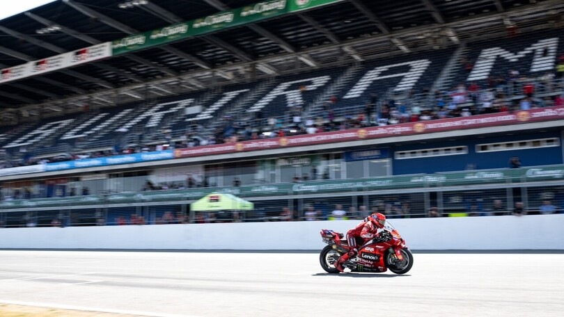 GP Thailandia MotoGP 2025: orari e programmazione Sky e TV8 - LIVE