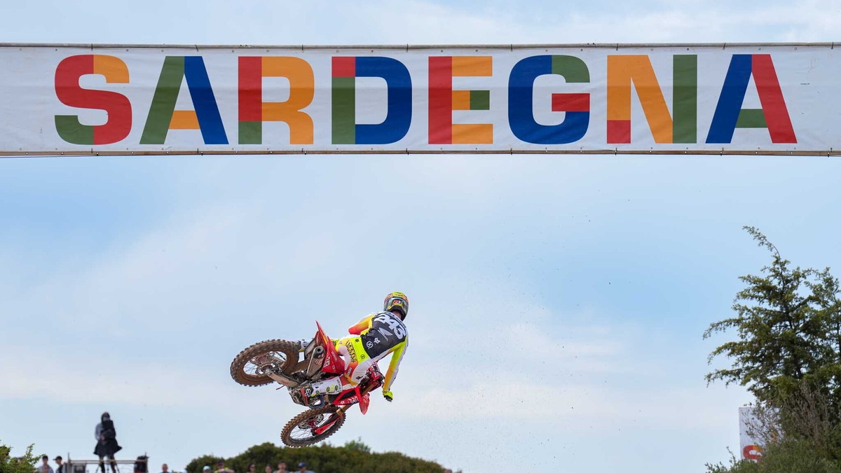 Qualifica MXGP: prove di sorpasso in Sardegna