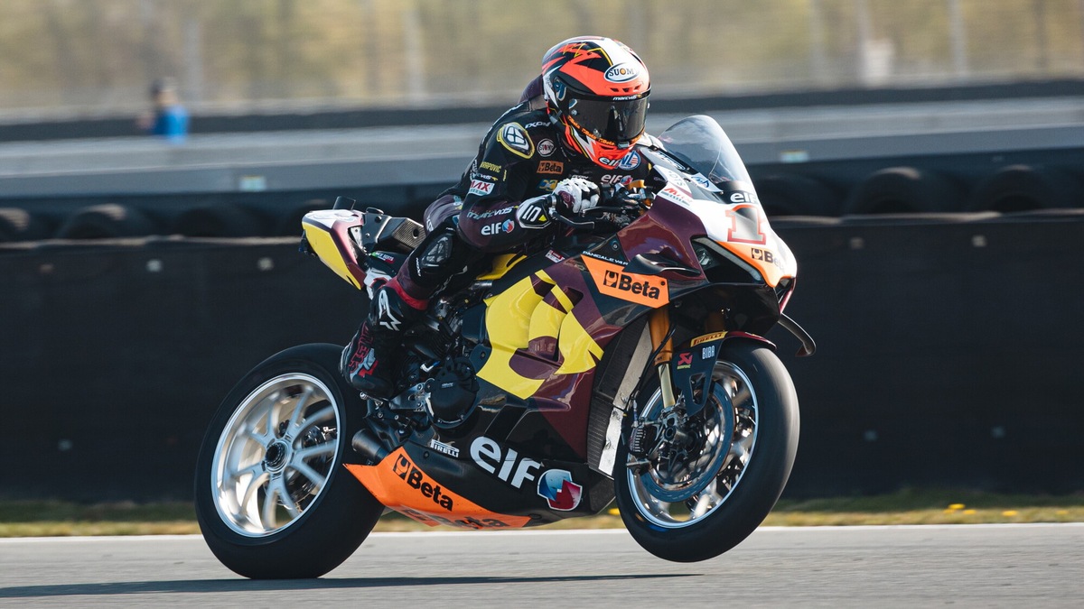 SBK Assen: pole a sorpresa di Lowes, Bulega e Toprak in prima fila