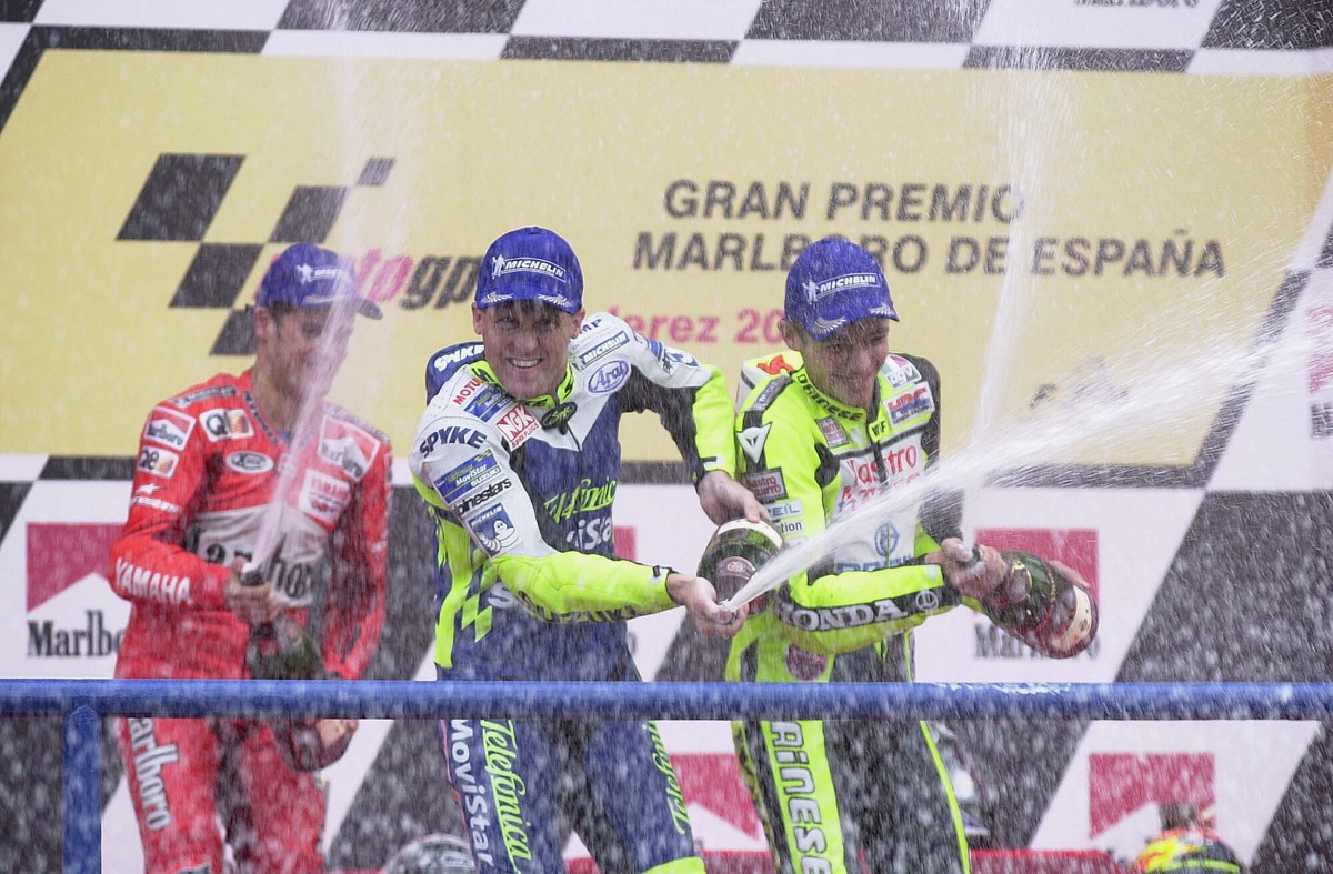 MotoGP Jerez, tuffo nel passato: il primo podio di Valentino Rossi nel 2000