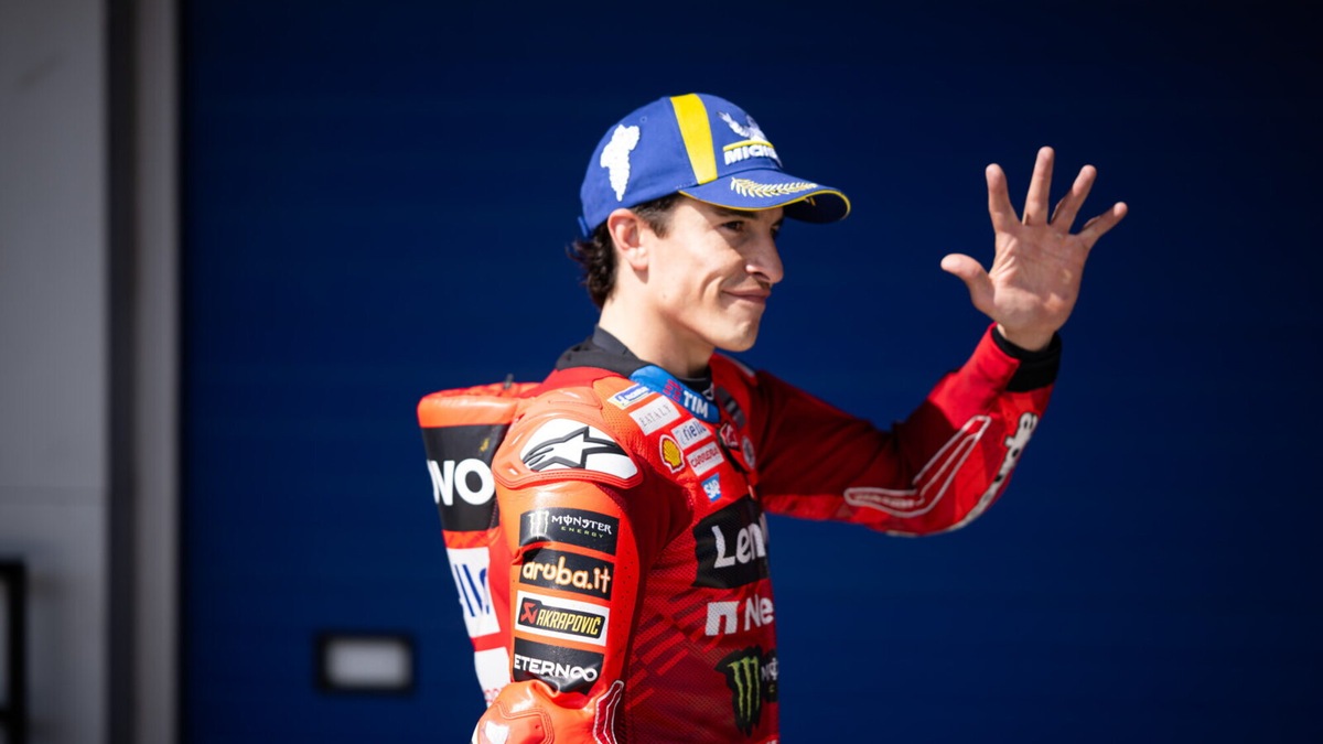 Marc Marquez provocato da un 11enne: “Sfidami!”. La risposta è inaspettata