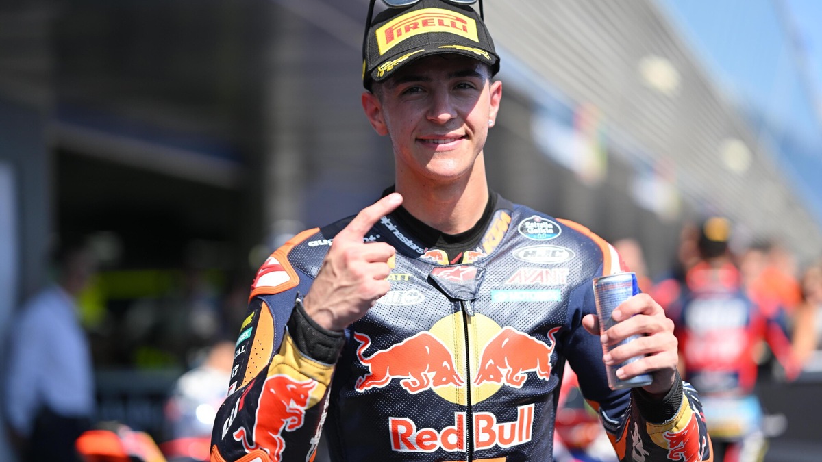 Moto3, GP Spagna, i risultati: Rueda vincitore senza rivali a Jerez, Pini settimo