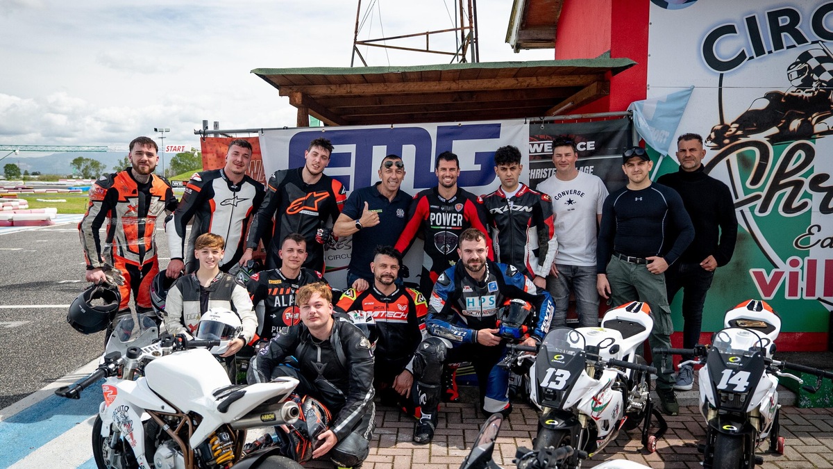 Aperte le iscrizioni alla Emg Riding School con Simone Corsi e Letizia Marchetti