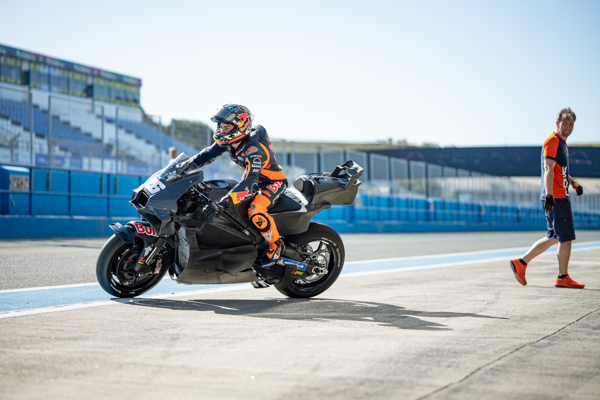 MotoGP, la carena avanzata della KTM vista da vicino: tutti i dettagli