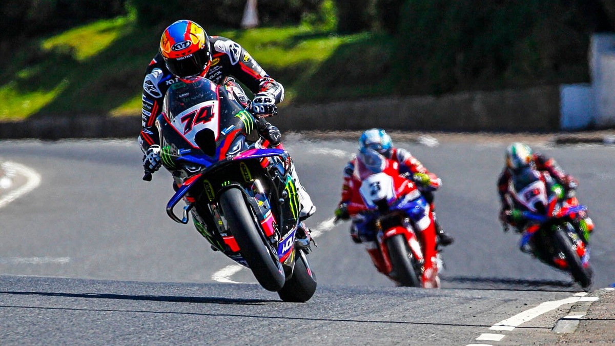 North West 200: primo trionfo in SBK per Todd, Bottalico brilla al debutto