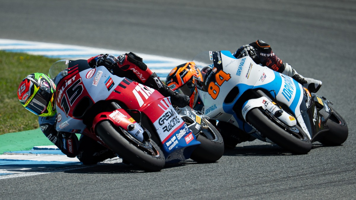 Moto2, GP Francia finito per Binder: frattura dell'ulna per Darryn