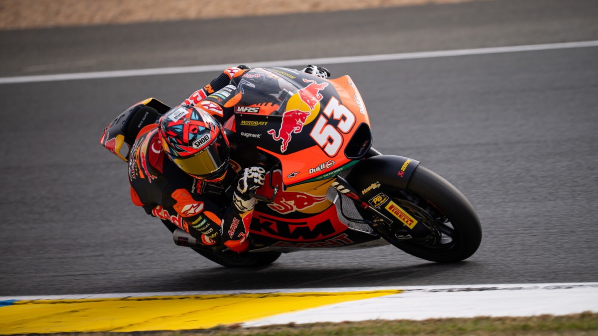 Moto2, risultati FP2, GP Francia 2025: Oncu fa la voce grossa e precede Gonzalez