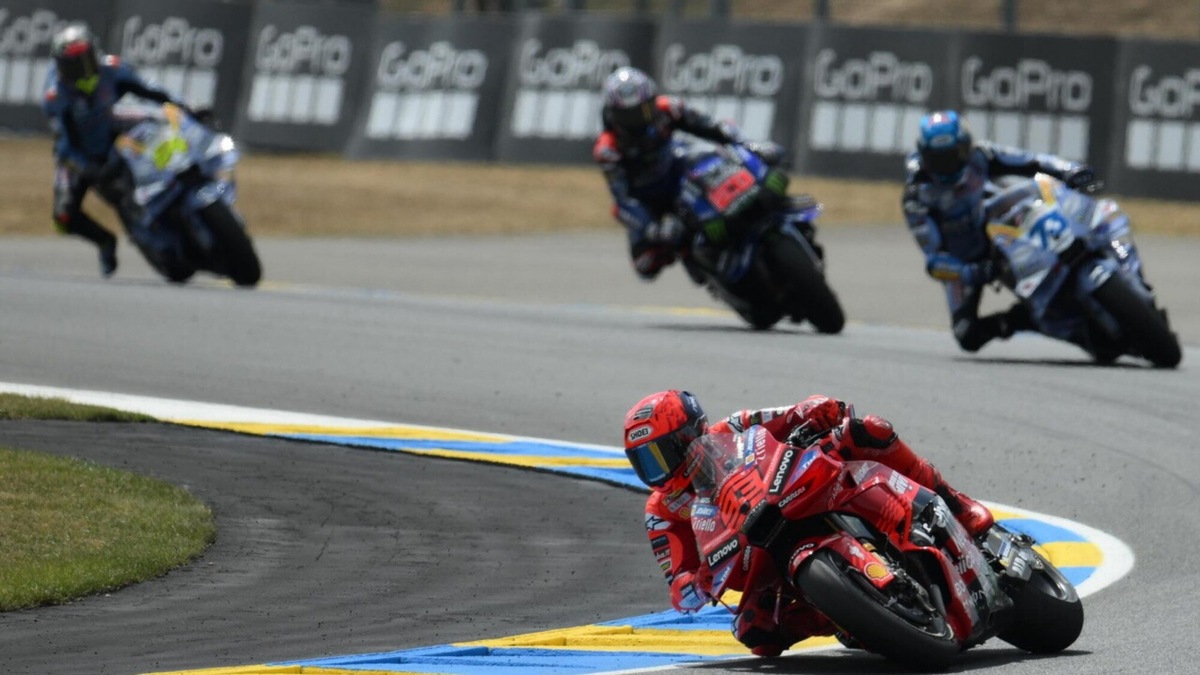 Sprint GP Francia, è solo Ducati a Le Mans: Marc vince e torna leader di classifica