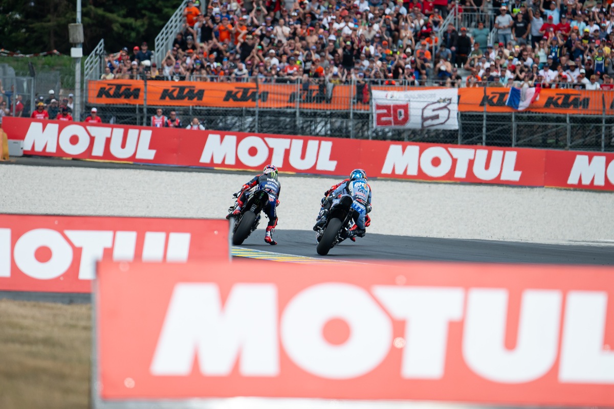 Sprint MotoGP Le Mans: il "race winning overtake" di Marc Marquez su Quartararo