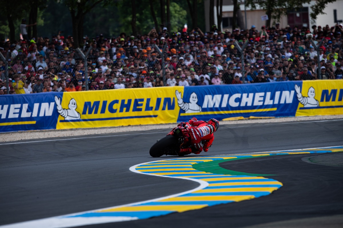 MotoGP, le foto più significative del sabato a Le Mans