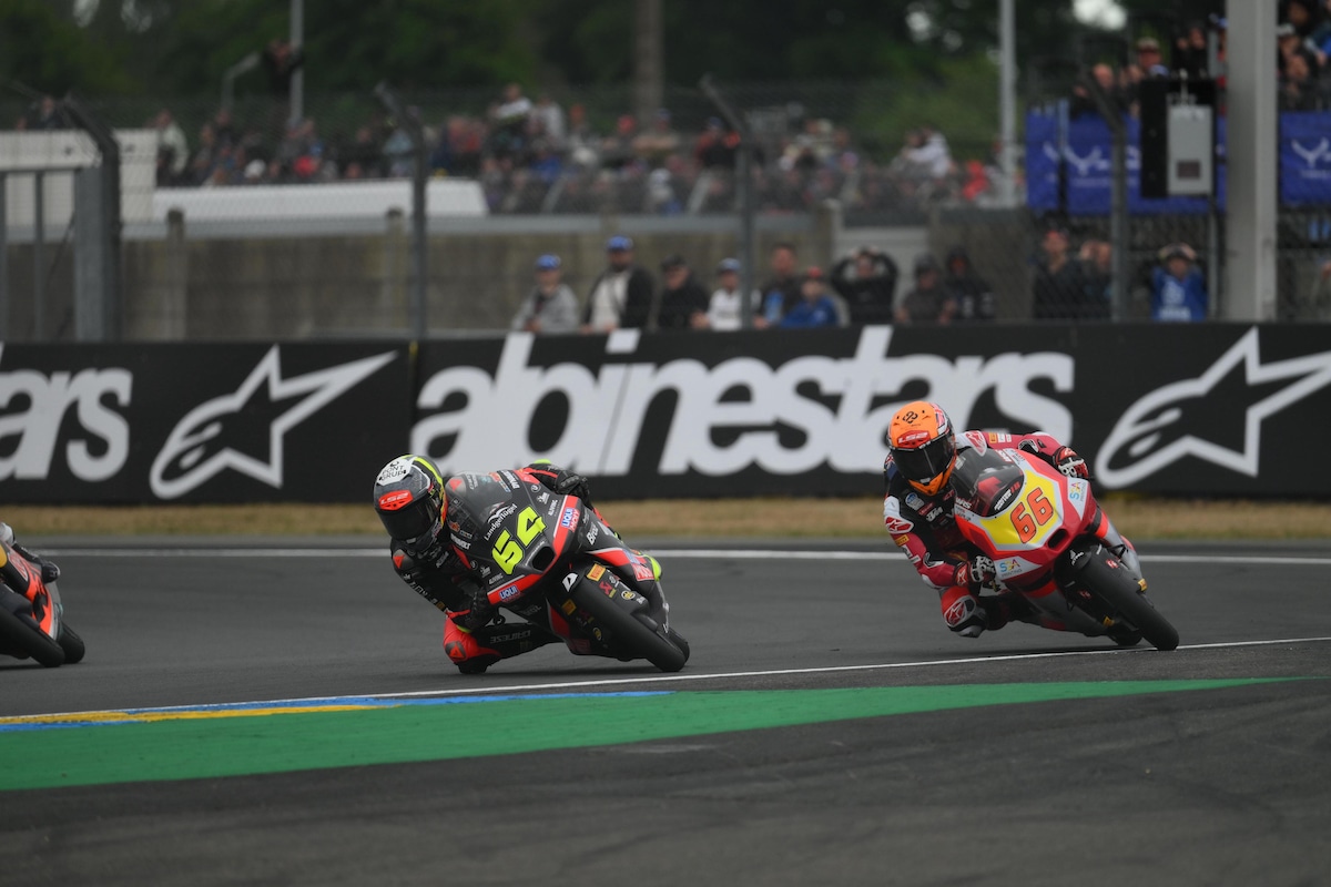 Moto3 Francia, la sequenza dell'incidente all'ultimo giro tra Muñoz e Kelso