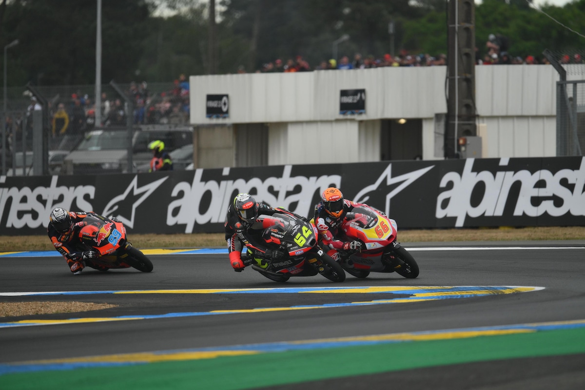 Moto3 Francia, la sequenza dell'incidente all'ultimo giro tra Muñoz e Kelso