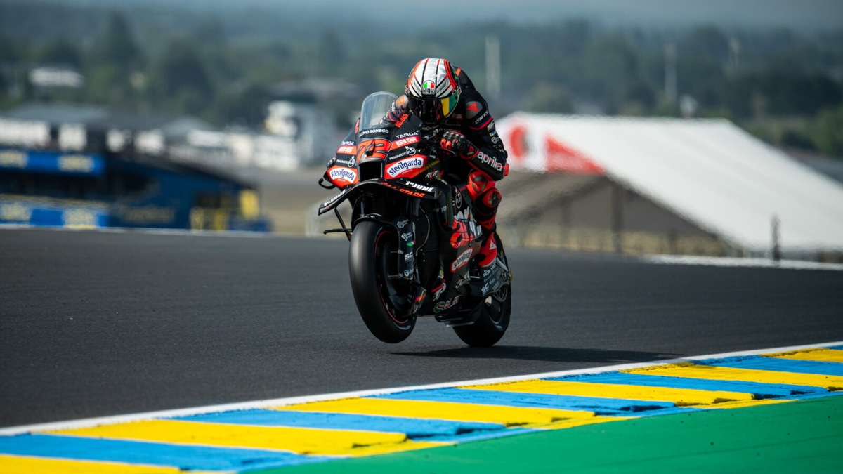 MotoGP, Bezzecchi: “Sarà bello andare a Silverstone per la prima volta con Aprilia”