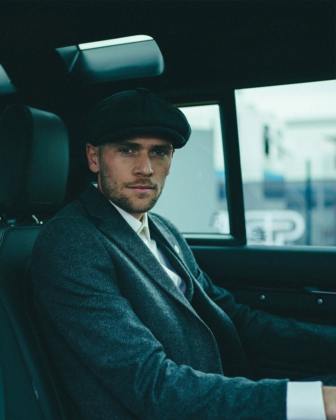 Jake Dixon entra a far parte dei Peaky Blinders: ecco come si è presentato a Silverstone