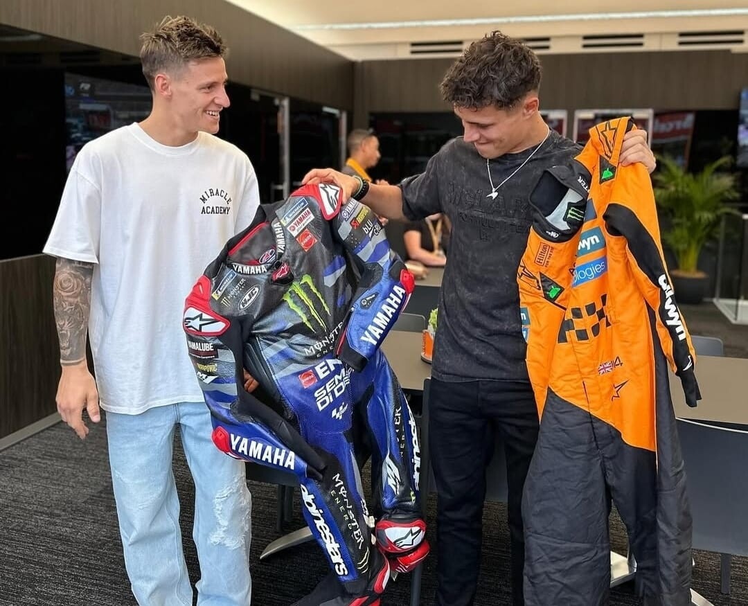 MotoGP e F1 s'incontrano: scambio di tute tra Quartararo e Norris