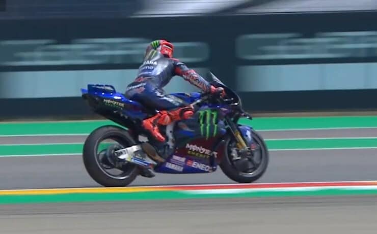 MotoGP, super salvataggio di Quartararo: che rischio! LE FOTO