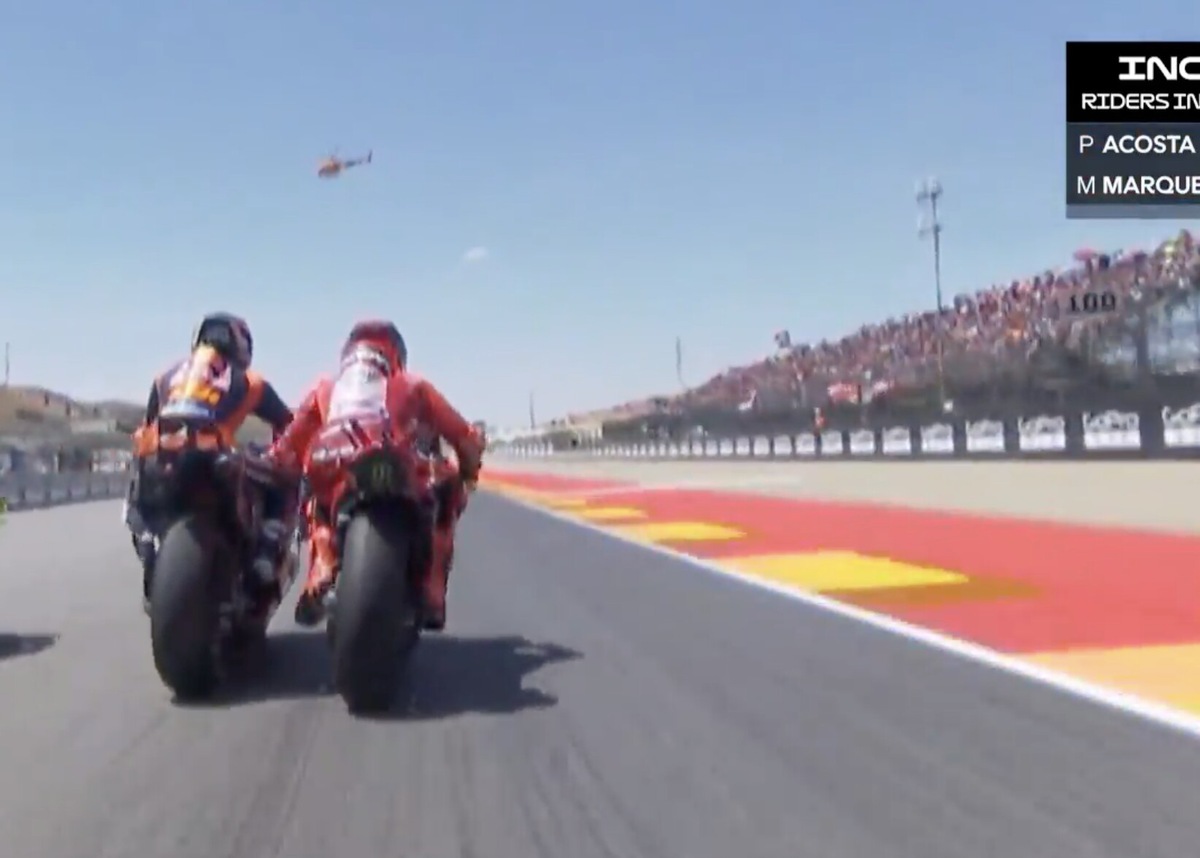 MotoGP, il contatto rischioso tra Marc Marquez e Acosta al via ad Aragon
