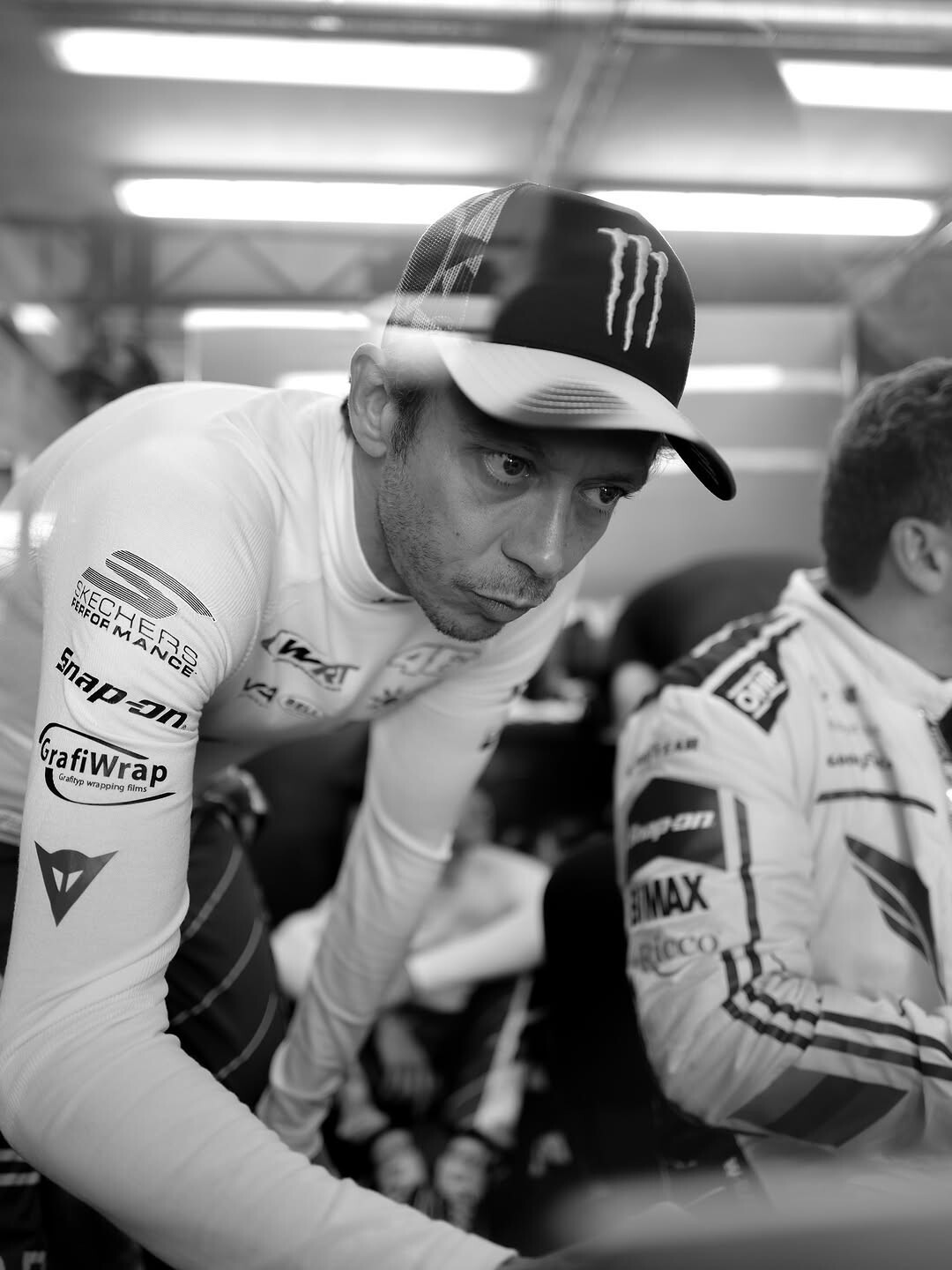 Valentino Rossi alla 24h di Le Mans: le foto dei primi giri in pista